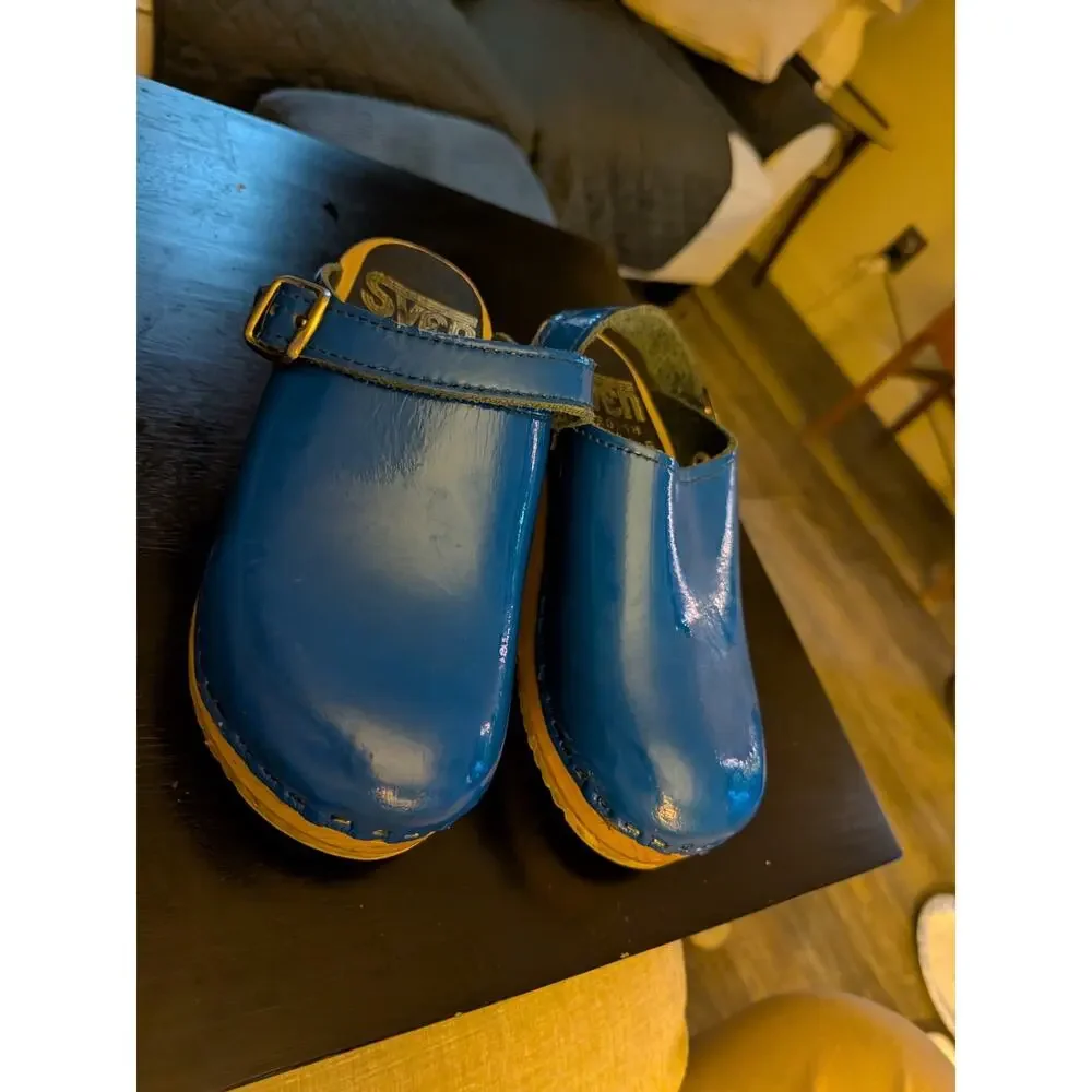 SVEN Clogs Sandals sz 30 Wooden Wedge Clogs Blue Patent Leather Vintage 12.5